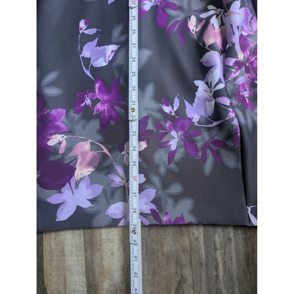 NEW Calvin Klein Purple Knee Length Scuba Dress Floral Silhouette Flattering NWT - Picture 5 of 7